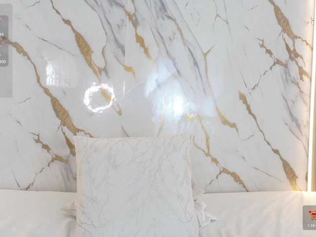 ZoeLonghair live cam on BongaCams