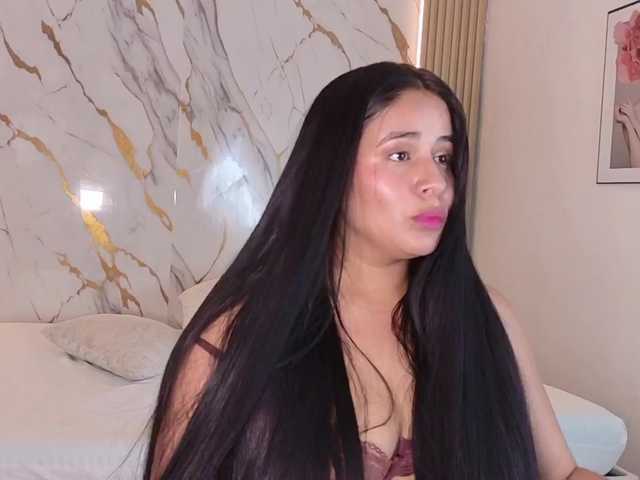 ZoeLonghair live cam on BongaCams
