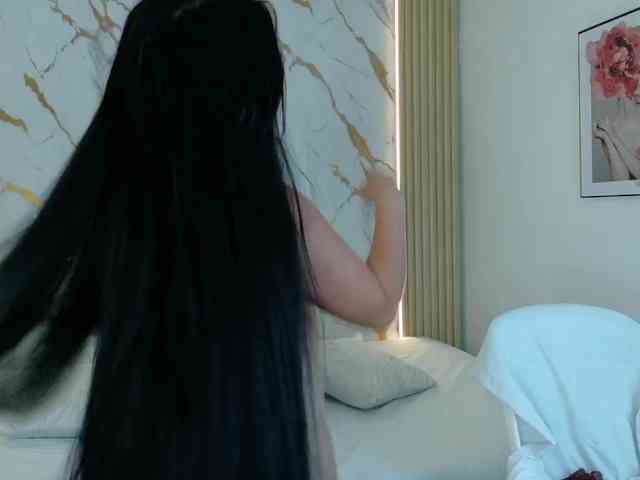 ZoeLonghair