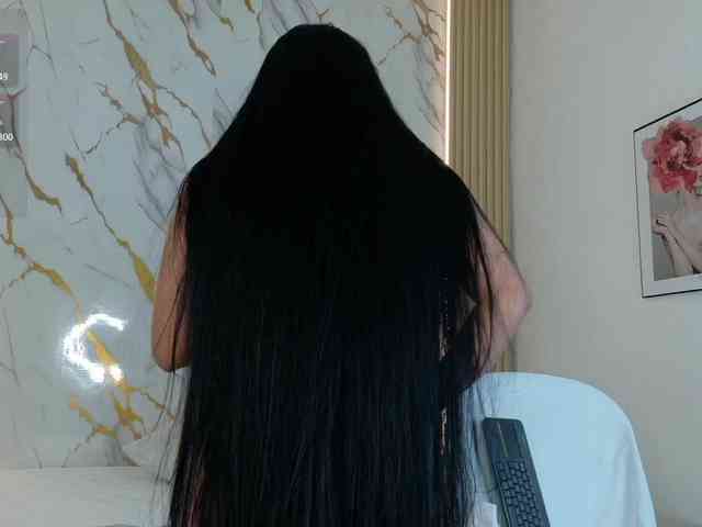 ZoeLonghair webcam