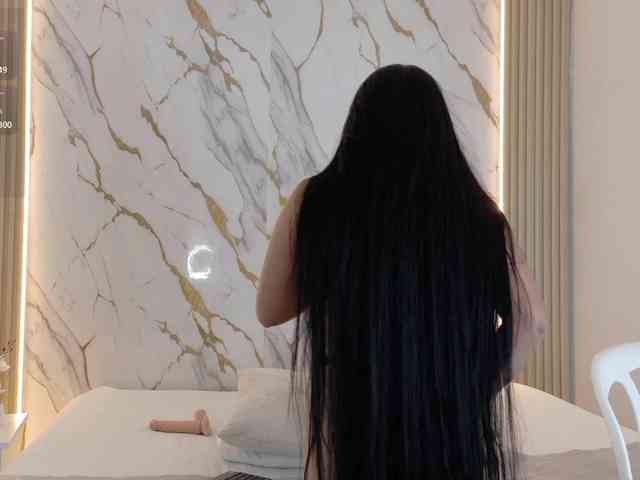 ZoeLonghair webcam