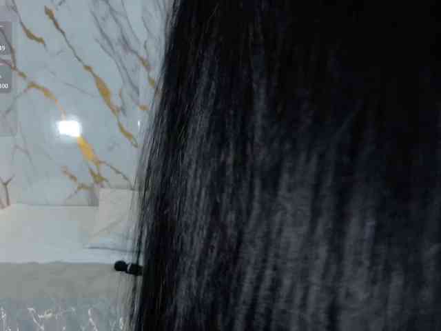 ZoeLonghair webcam