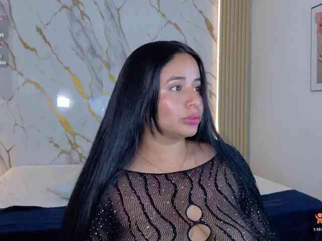 ZoeLonghair webcam