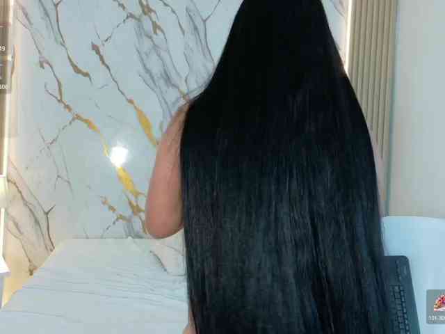 ZoeLonghair webcam