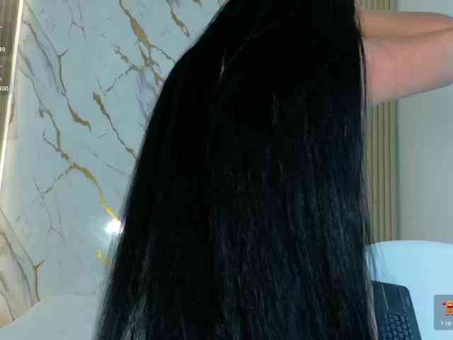 ZoeLonghair webcam