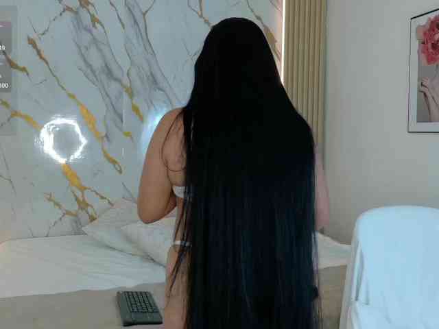 ZoeLonghair webcam