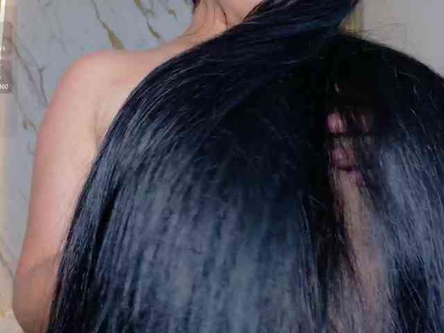 ZoeLonghair