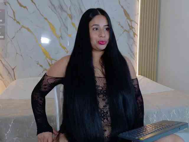 ZoeLonghair