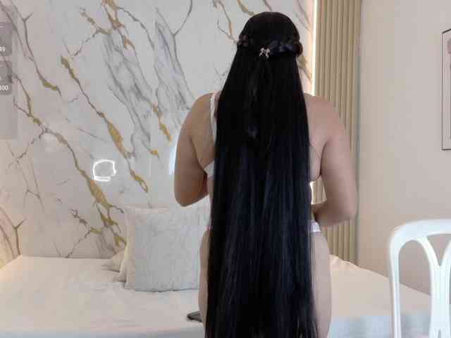 ZoeLonghair