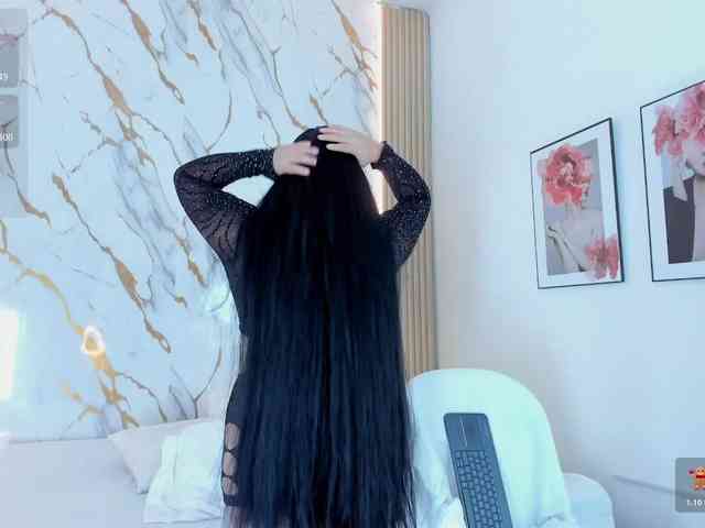 ZoeLonghair