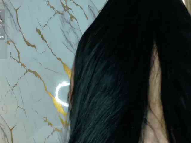 ZoeLonghair webcam