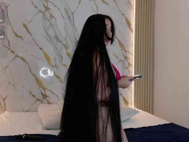 ZoeLonghair webcam