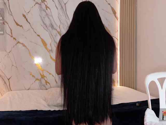 ZoeLonghair webcam
