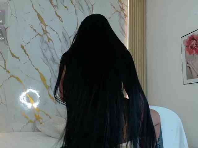ZoeLonghair webcam