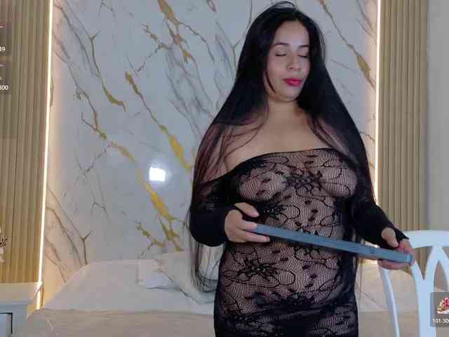 ZoeLonghair