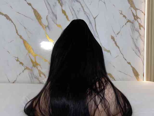 ZoeLonghair