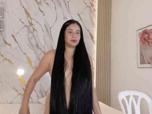 ZoeLonghair