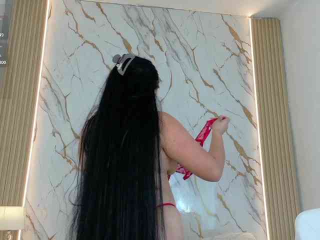 ZoeLonghair webcam