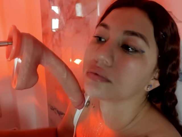 hadecute live cam on BongaCams