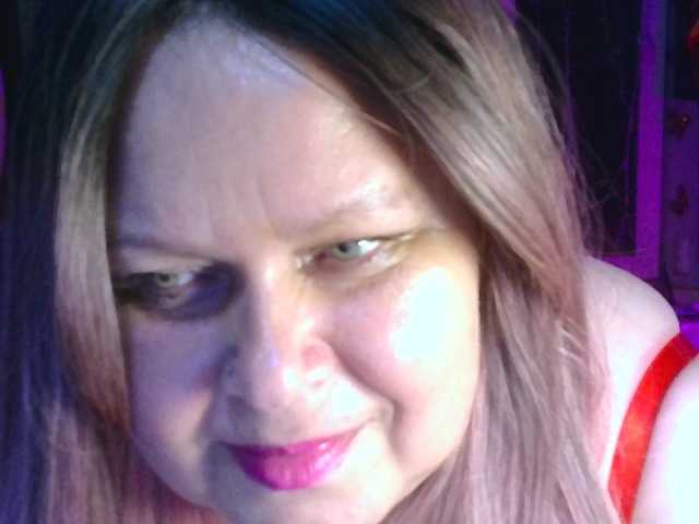 CharleeKendall live cam on BongaCams