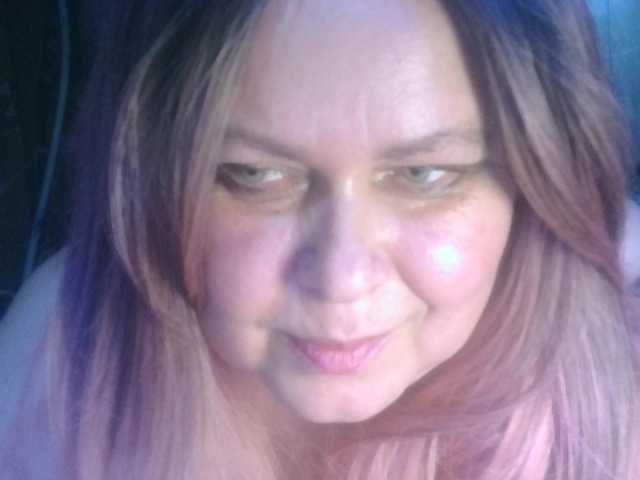 CharleeKendall live cam on BongaCams