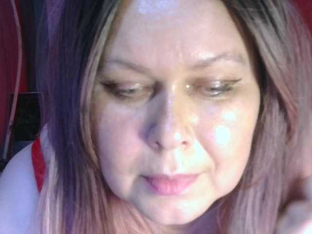 CharleeKendall live cam on BongaCams