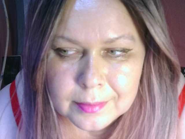 CharleeKendall live cam on BongaCams