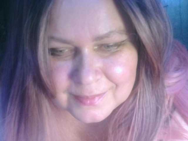 CharleeKendall live cam on BongaCams