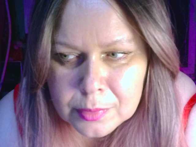 CharleeKendall live cam on BongaCams