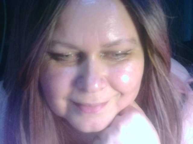 CharleeKendall live cam on BongaCams