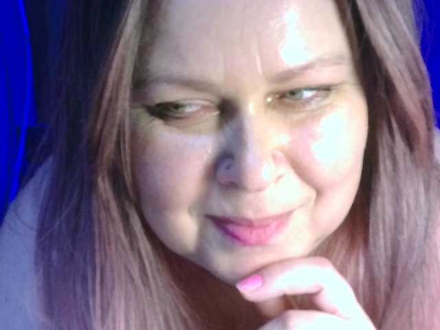 CharleeKendall live cam on BongaCams