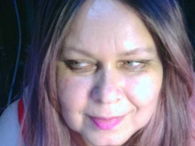 CharleeKendall live cam on BongaCams