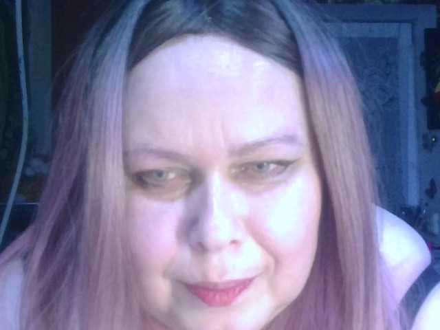 CharleeKendall's BongaCams show and profile