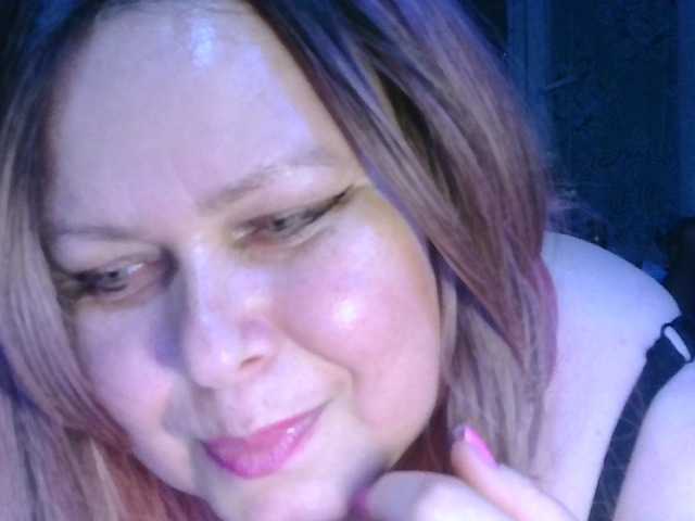 CharleeKendall live cam on BongaCams