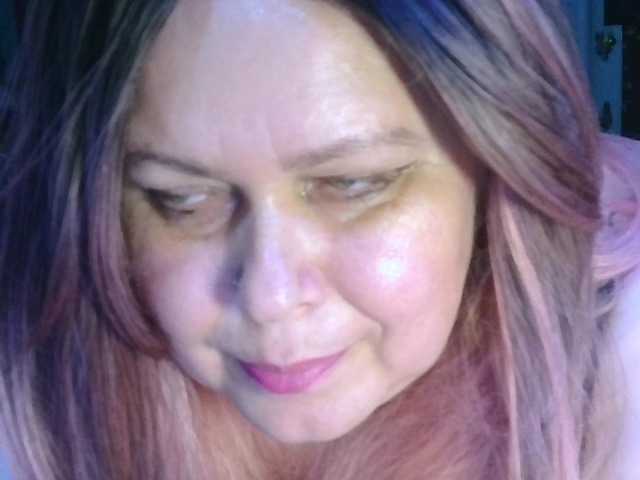 CharleeKendall live cam on BongaCams