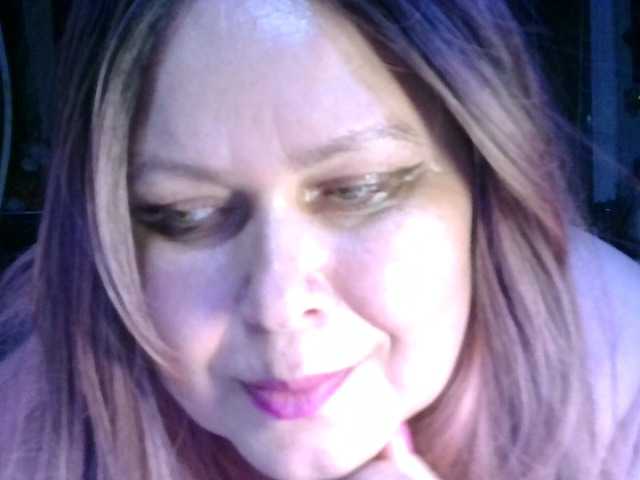 CharleeKendall live cam on BongaCams