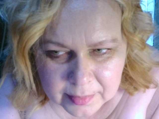 CharleeKendall webcam
