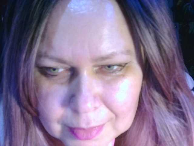 CharleeKendall live cam on BongaCams