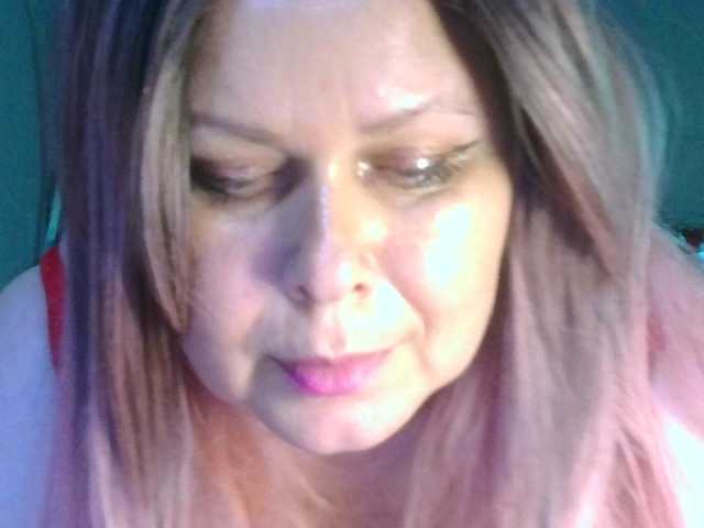 CharleeKendall live cam on BongaCams