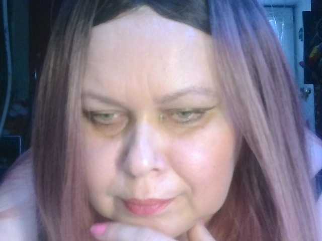 CharleeKendall's BongaCams show and profile