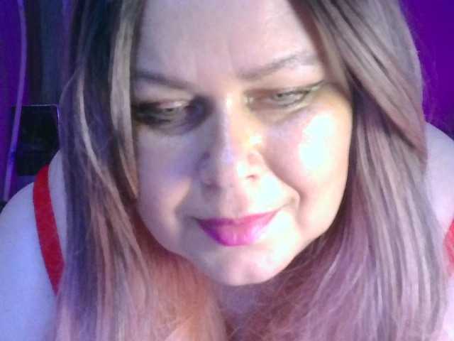 CharleeKendall live cam on BongaCams