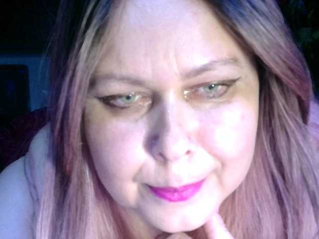 CharleeKendall live cam on BongaCams