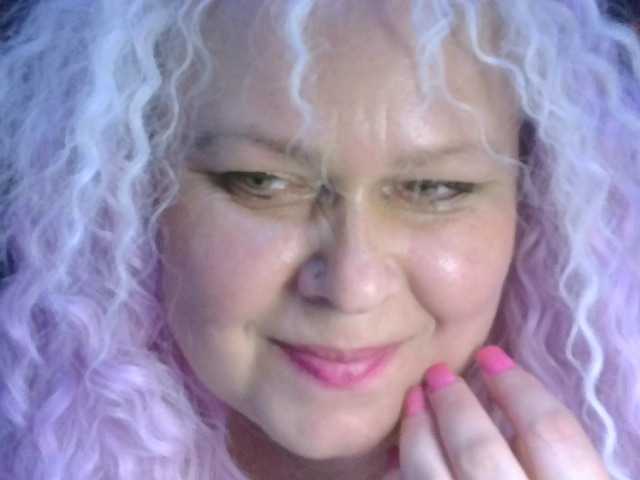 CharleeKendall live cam on BongaCams