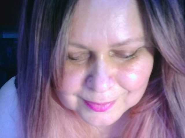 CharleeKendall live cam on BongaCams