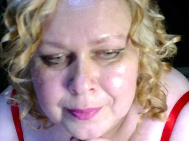 CharleeKendall live cam on BongaCams
