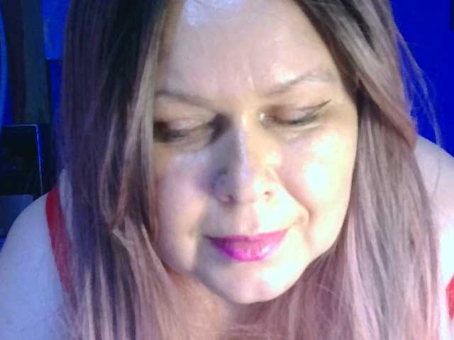 CharleeKendall live cam on BongaCams