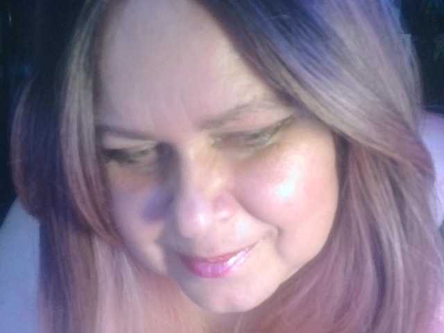 CharleeKendall live cam on BongaCams