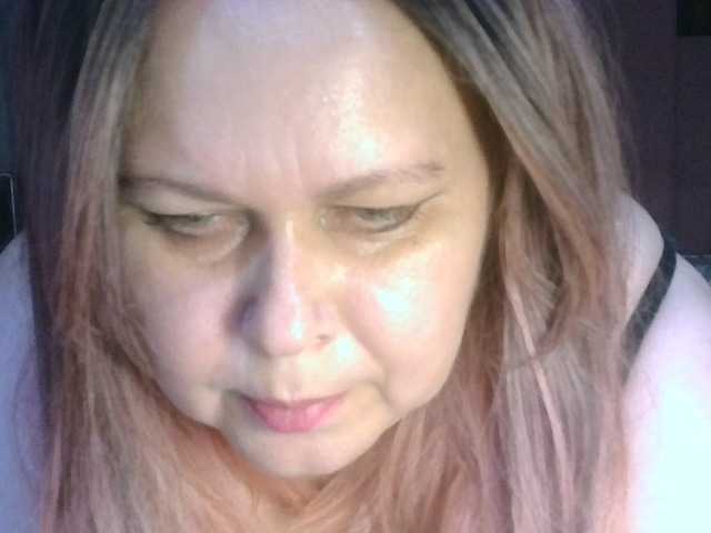 CharleeKendall live cam on BongaCams