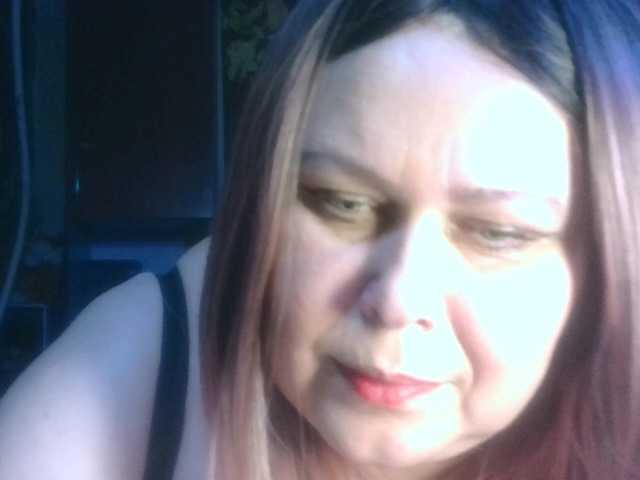 CharleeKendall's BongaCams show and profile