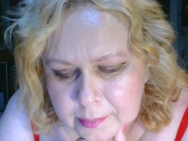 CharleeKendall live cam on BongaCams